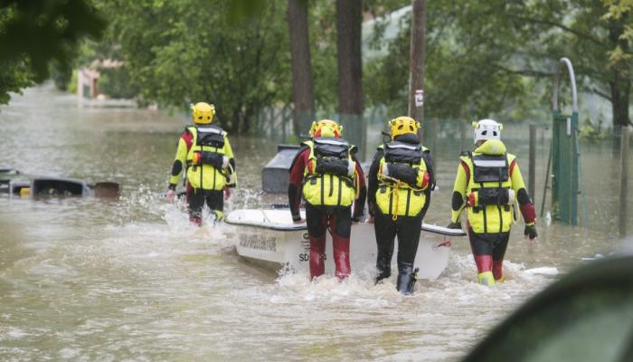 En Vidéo Des pluies diluviennes inondent la Malaisie au moins quatre