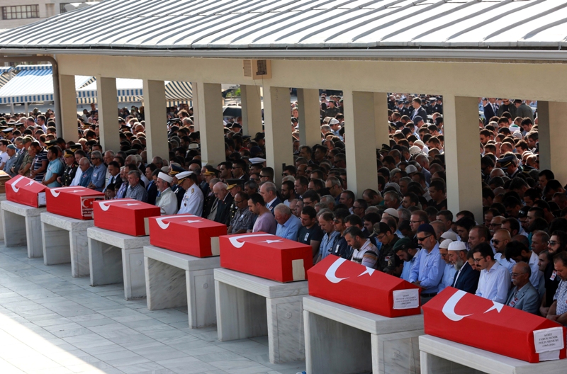جنازة بعض مؤيدي أردوغان