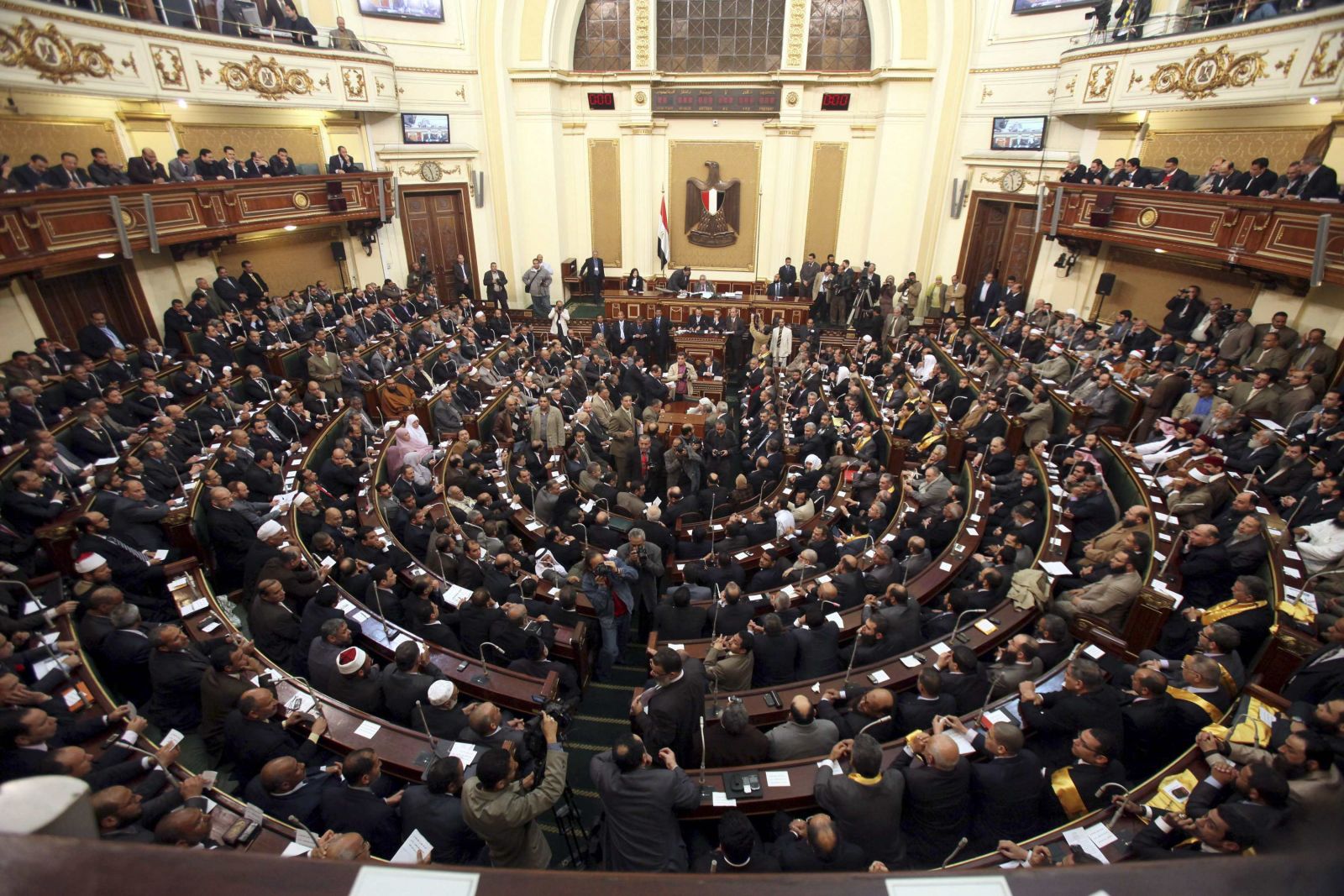Партия представлена в парламенте страны. Парламент Египта. Законодательная власть Египта. Народное собрание Египта. Парламент Египта здание.
