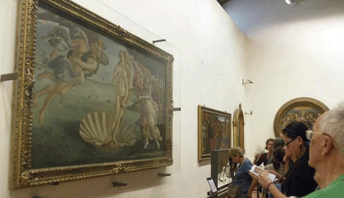 فرضت شرطة المدينة غرامة على شميت قدرها 295 يورو