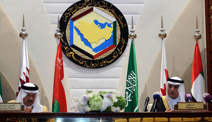 عادل الجبير و عبداللطيف الزياني