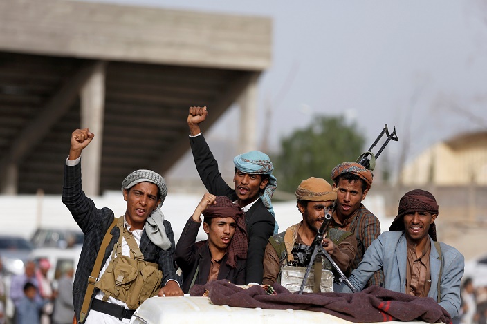 مسلحون من تنظيم الحوثين في اليمن - رويترز