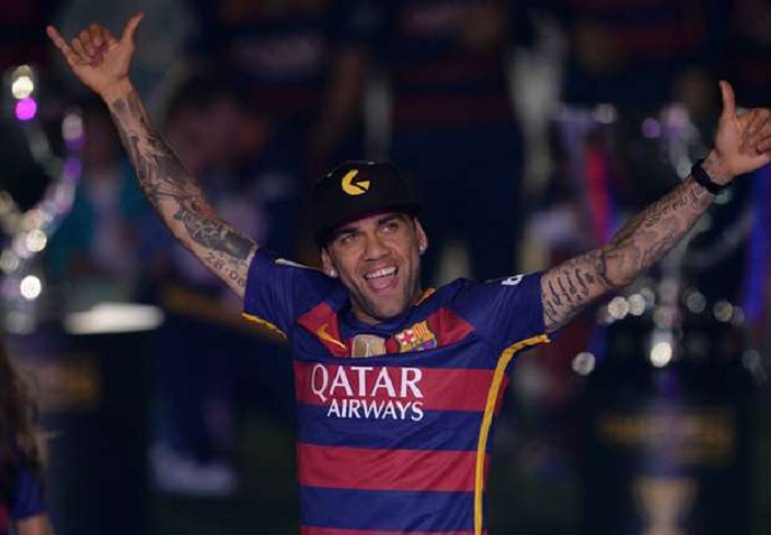 دانيل ألفيش لاعب برشلونة الإسباني