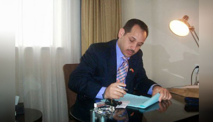 أستاذ العلاقات السياسية الدكتور أسامة شعث