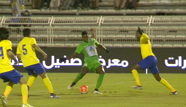 من مباراة النصر والشعلة