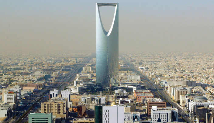 السعودية تخطط لخفض المزيد من النفقات 