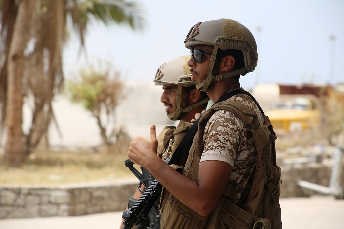 عناصر من جنود التحالف العربي في اليمن