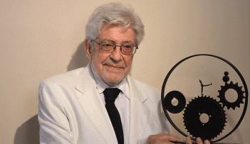 إيتوري سكولا