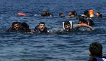 مهاجرون غير شرعيون