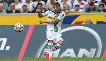 كريستنسن سجل ثنائية لمونشنجلادباخ