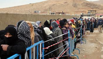 خبراء يتوقعون التضيق على المهاجرين بعد تفجيرات بروكسل