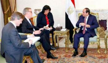 الرئيس السيسي اثناء حواره مع مجلة 