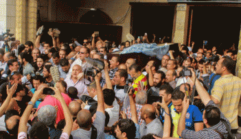  تشييع جنازة الفنان المصري وائل نور