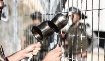 أسرى مضربين عن الطعام