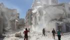قنابل عنقودية روسية على إدلب.. والأسد يقصف حلب بـ"الكلور"