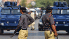 مقتل شرطي وإصابة 10 أشخاص في تفجيرين شمال غربي باكستان