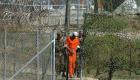 الإمارات تتسلم 15 معتقلا من جوانتانامو لأسباب إنسانية
