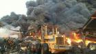 حريق هائل بمصنع في ميناء الخميني .. والسلطات تفشل في إخماده