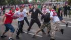 بالفيديو.. اشتباكات بين مشجعي بولندا وأيرلندا الشمالية