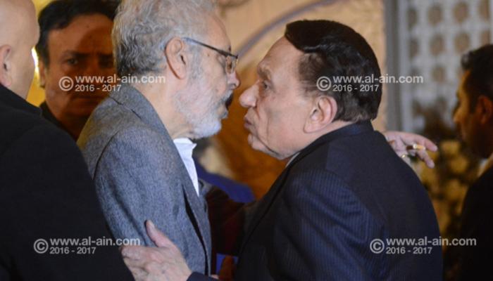 بالصور ظهور عادل إمام بعزاء محمود عبد العزيز ينهي شائعات القطيعة