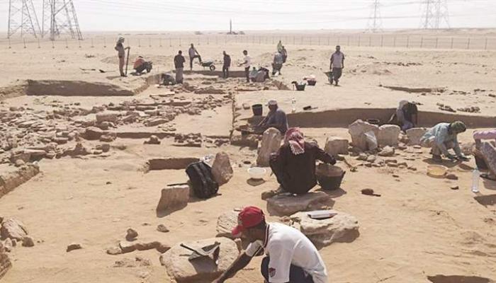 صورة.. اكتشاف أقدم بصمة بشرية عمرها 7300 عام بالكويت 95-083745-oldest-finger-print-found-kuwait_700x400