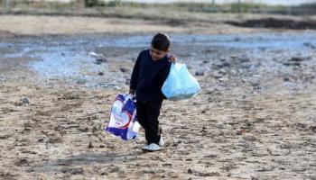 طفل سوري لاجئ في مخيم