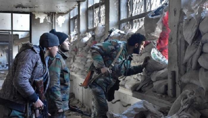عناصر الجيش السوري في حلب