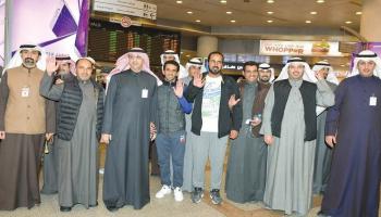 الكويتيون الأربعة بعد عودتهم