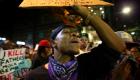 بالصور.. المحتجون السود يتحدون حظر التجول في شارلوت الأمريكية