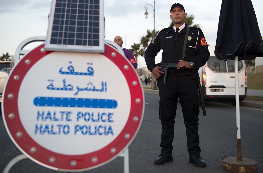 Résultat de recherche d'images pour "‫شرطة المرور بالزي الجديد بالمغرب‬‎"