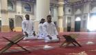 صورة بمسجد في دبي توقع بطل العالم في "نار المتعصبين"