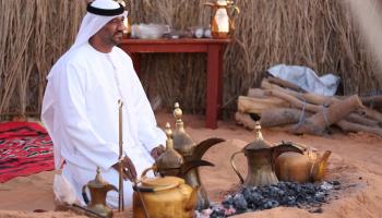 ركن إعداد القهوة على الطريقة التقليدية