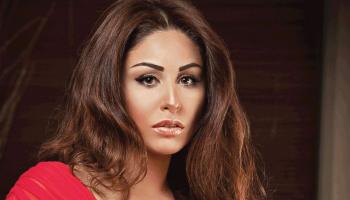 الفنانة مي سليم 