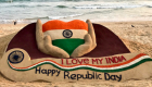 احتفالًا بيوم الجمهورية.. العلم الهندي "قلب" على الرمال