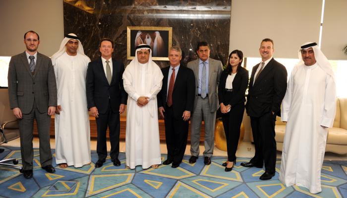خلال اللقاء بين القطامي، والرئيس التنفيذي لشركة "NTT Data" جون ماكين