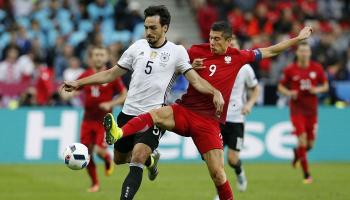 ليفاندوفسكي وهوملز