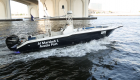 قيادة قارب عن بعد في خور دبي ضمن عروض جيتكس