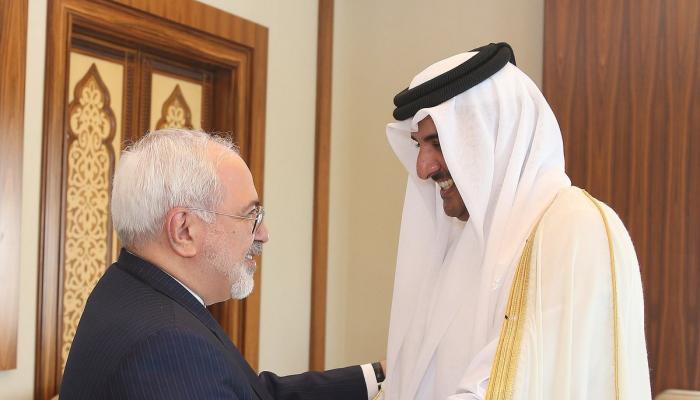 أمير قطر يسعى لتملق إيران