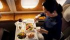 "طيران الإمارات" تلبي مختلف الأذواق بأكبر مطعم طائر في العالم