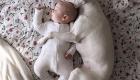بالصور..  ١٠٠ ألف متابع لصداقة نادرة بين كلب ورضيع