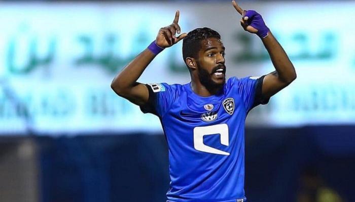 نواف العابد يعود للهلال