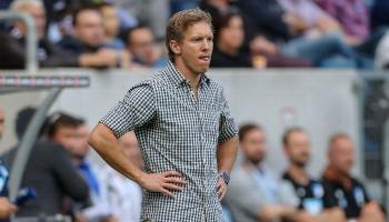 الاتحاد الألماني يحذر نجلزمان بسبب زجاجة