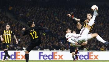 ميلان يسقط مجددا في الفخ اليوناني