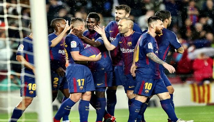 ألكاسير يقود برشلونة لعبور فخ إشبيلية والابتعاد بصدارة الليجا