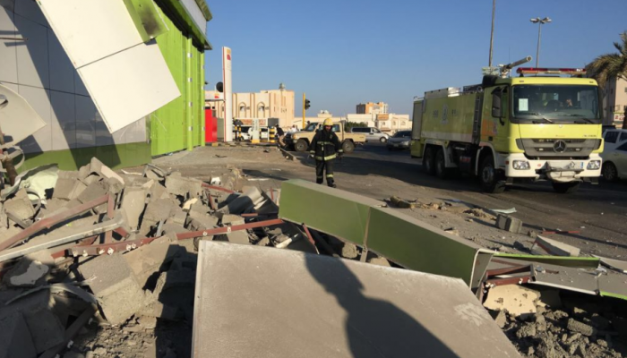 آثار سقوط المقذوفات الحوثية على مدينة نجران