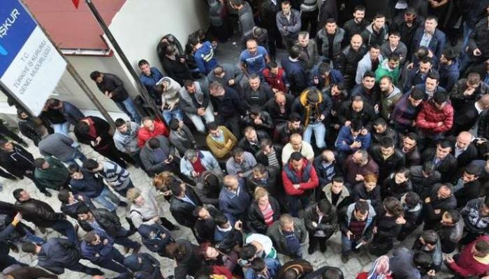 متقدمون لوظائف في تركيا - أرشيفية