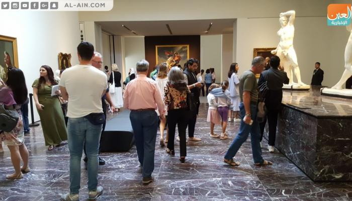 إقبال جماهيري كثيف في اليوم الأول لافتتاح اللوفر أبوظبي