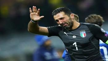 روسيا تبكي مع بوفون على غياب إيطاليا عن المونديال
