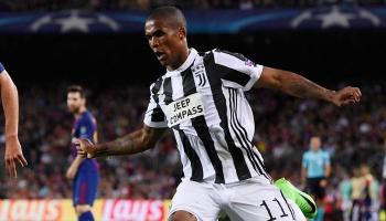 دوجلاس كوستا يرفض دخول حرب تصريحات مع هونيس