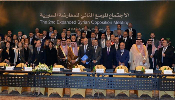 جانب من مؤتمر المعارضة السورية في العاصمة الرياض